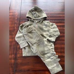 Old Navy boys size 18-24 months Dinosaur hoodie and sweatpants set